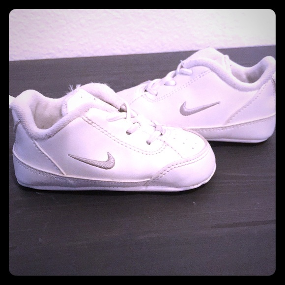 infant white nikes